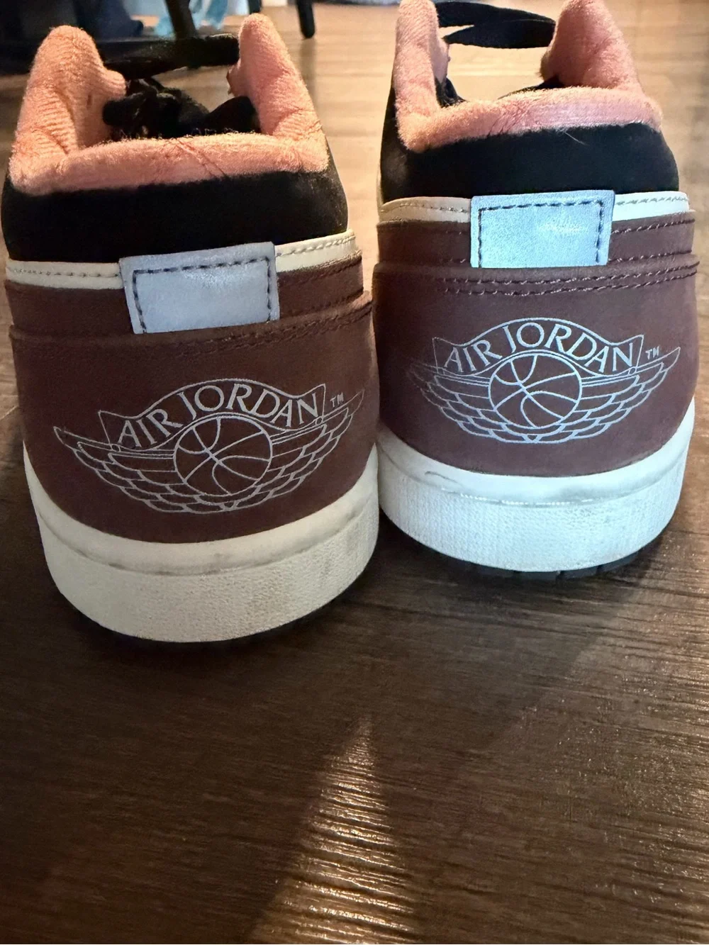 Jordan light chocolate